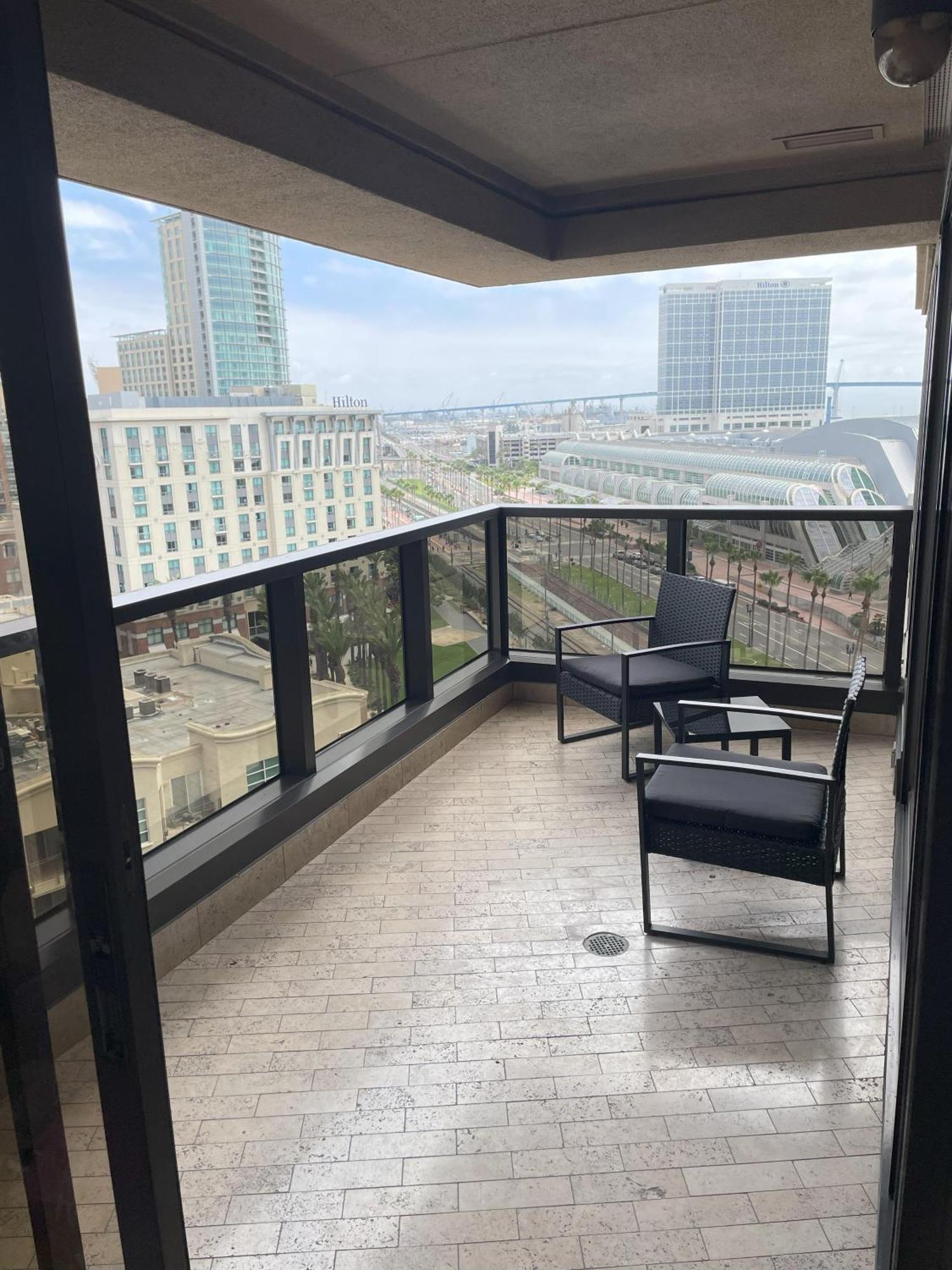 Harbor Club 1201 Gaslamp Apartment